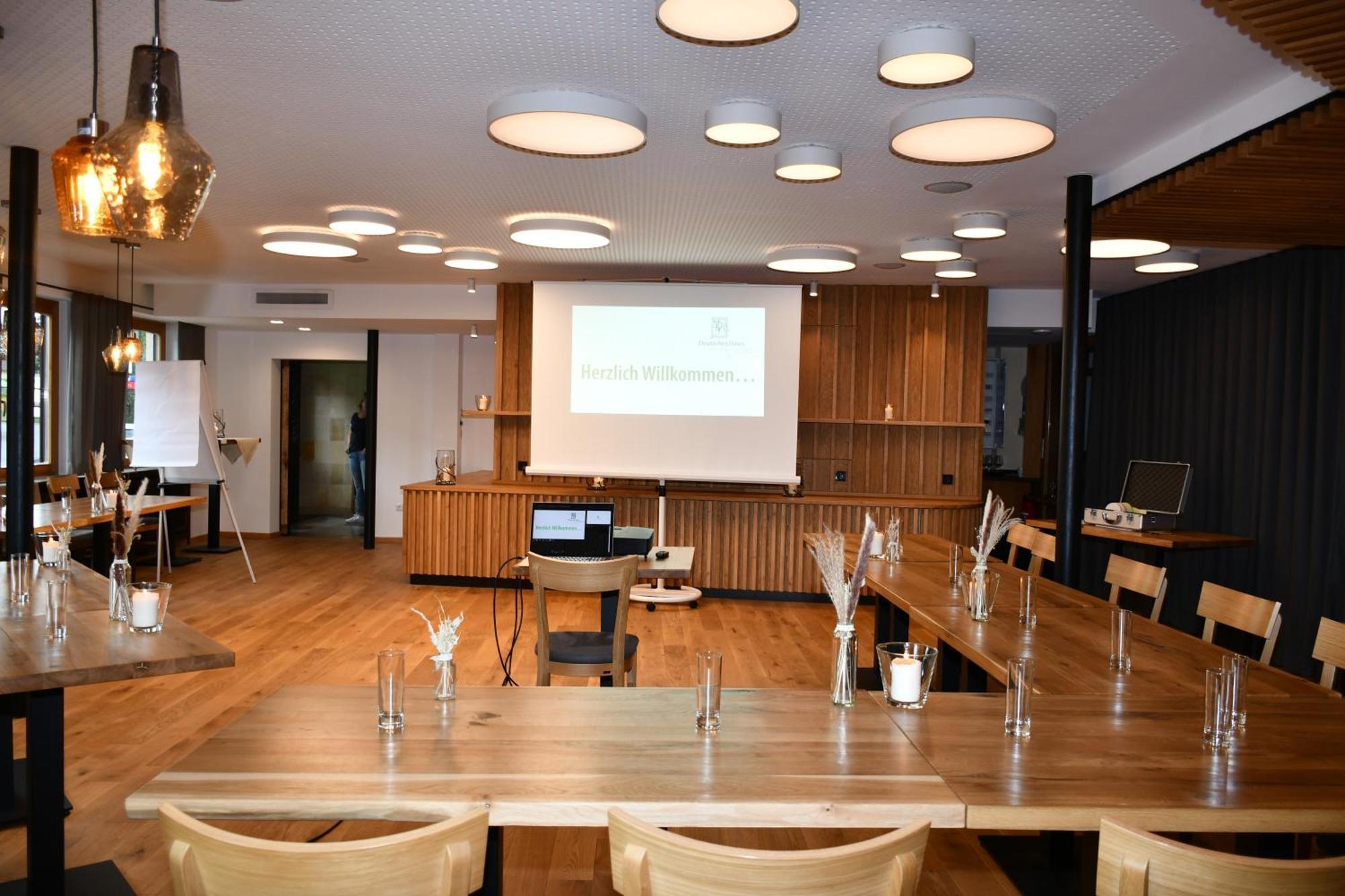 Deutsches Haus Hotel Restaurant Gastwirtschaft Biergarten Am Radweg Bermuthshain Ngoại thất bức ảnh