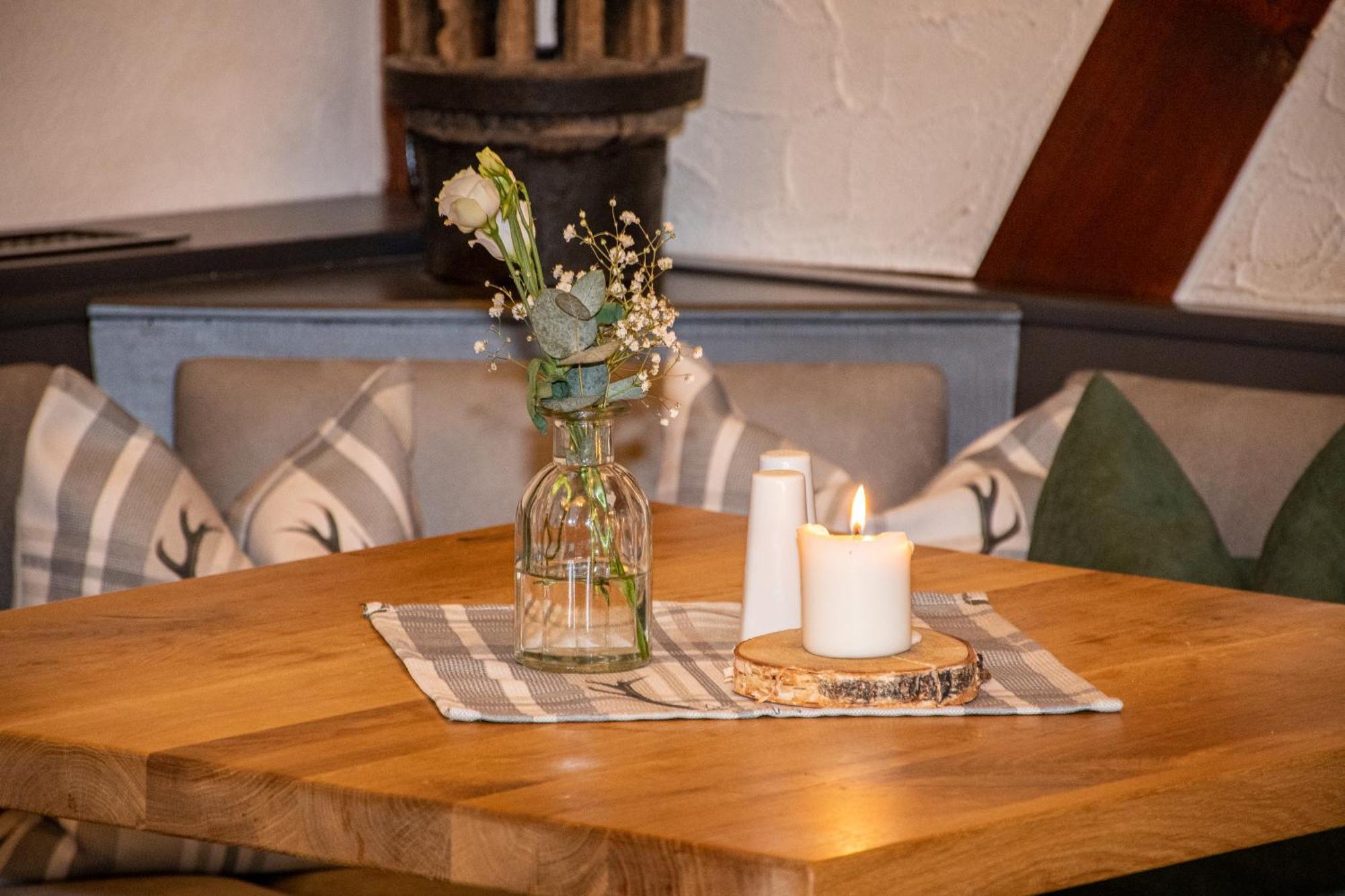 Deutsches Haus Hotel Restaurant Gastwirtschaft Biergarten Am Radweg Bermuthshain Ngoại thất bức ảnh